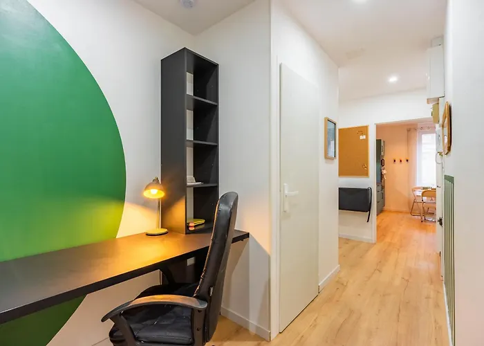 Апартаменты Le Chamarre Du General Нанси